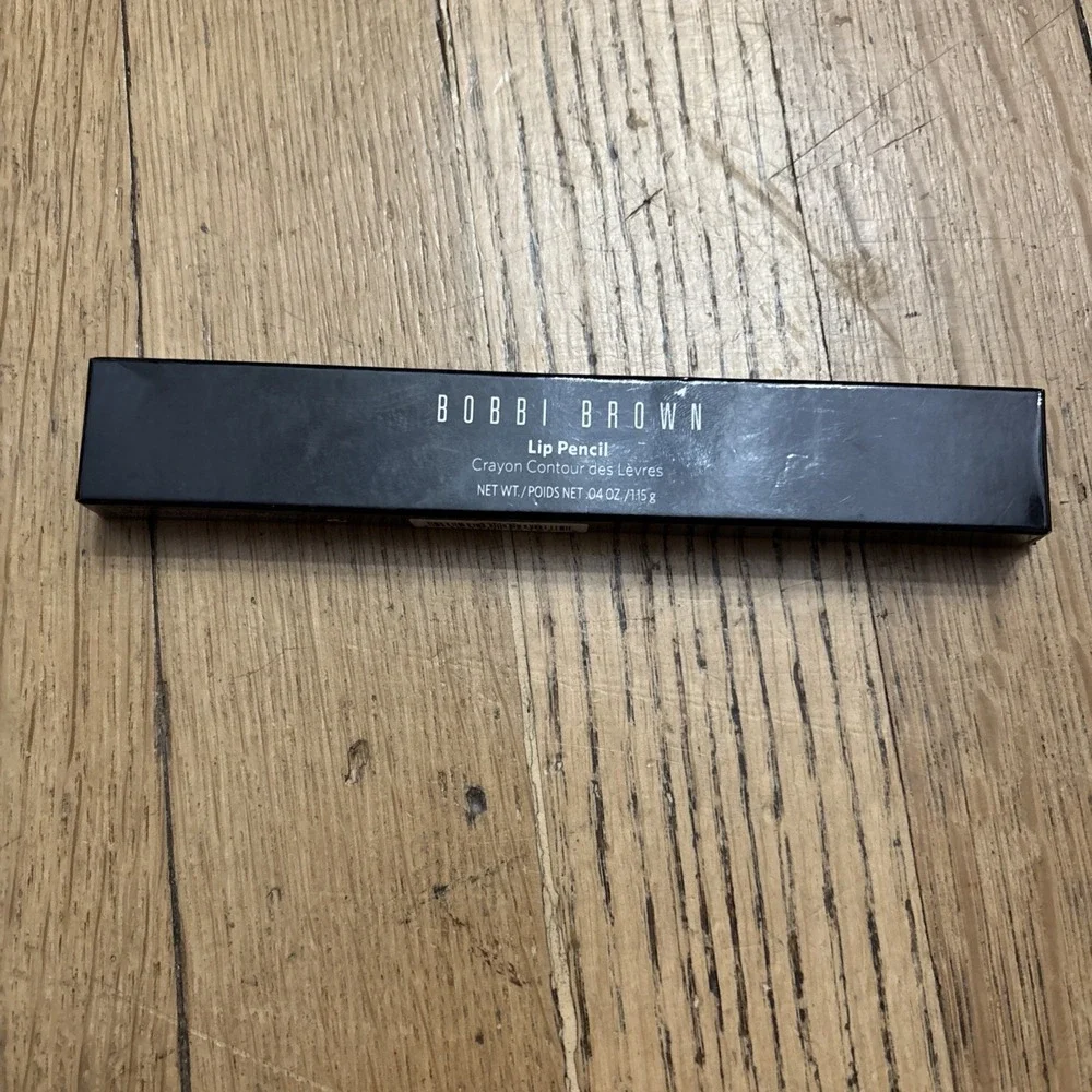 Bobbi Brown Pale Pink Lip Liner Lip Pencil .04oz/1.15g Sharpener New